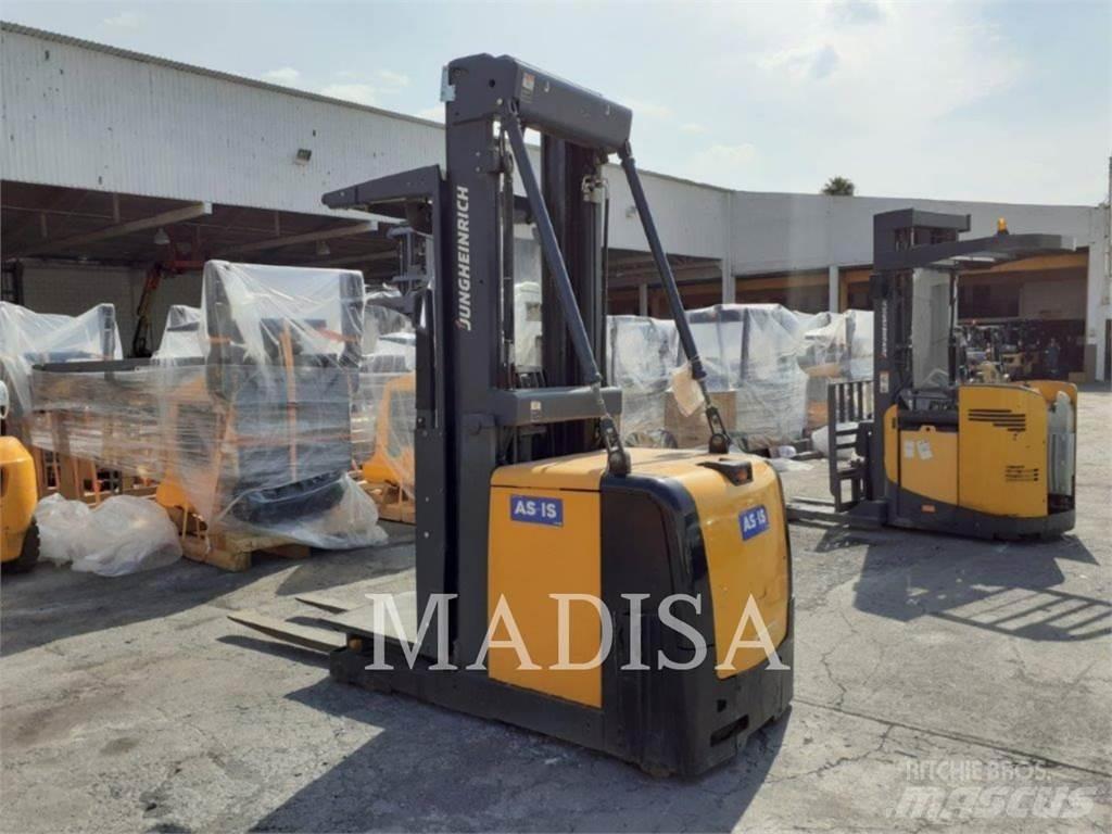 CAT LIFT TRUCKS EKS308 Електронавантажувачі