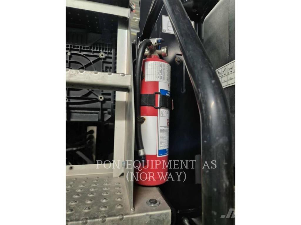 CAT M314F Колісні екскаватори