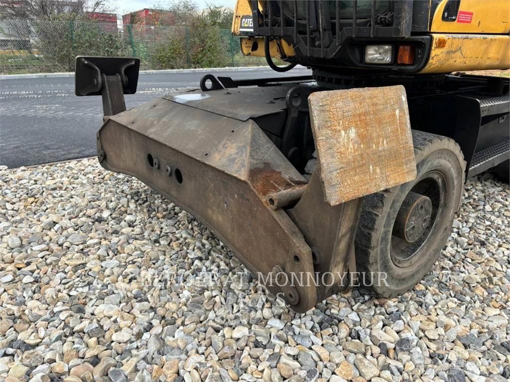 CAT M318C Колісні екскаватори
