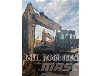 CAT M320F Колісні екскаватори