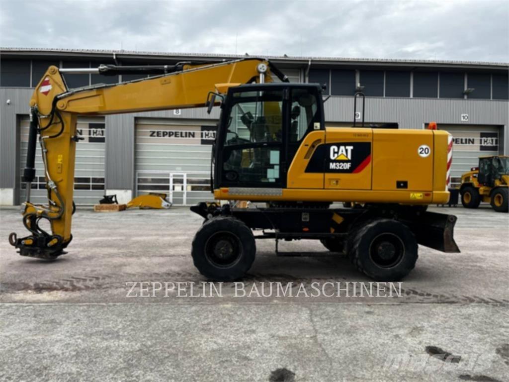 CAT M320F Колісні екскаватори