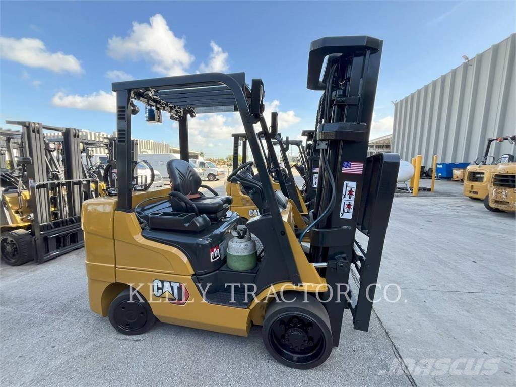 CAT MCF2C60004 Газові навантажувачі