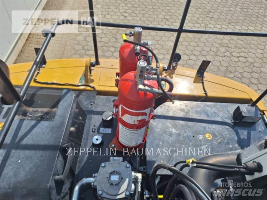 CAT MH3022-06C Екскаватори для знесення споруд