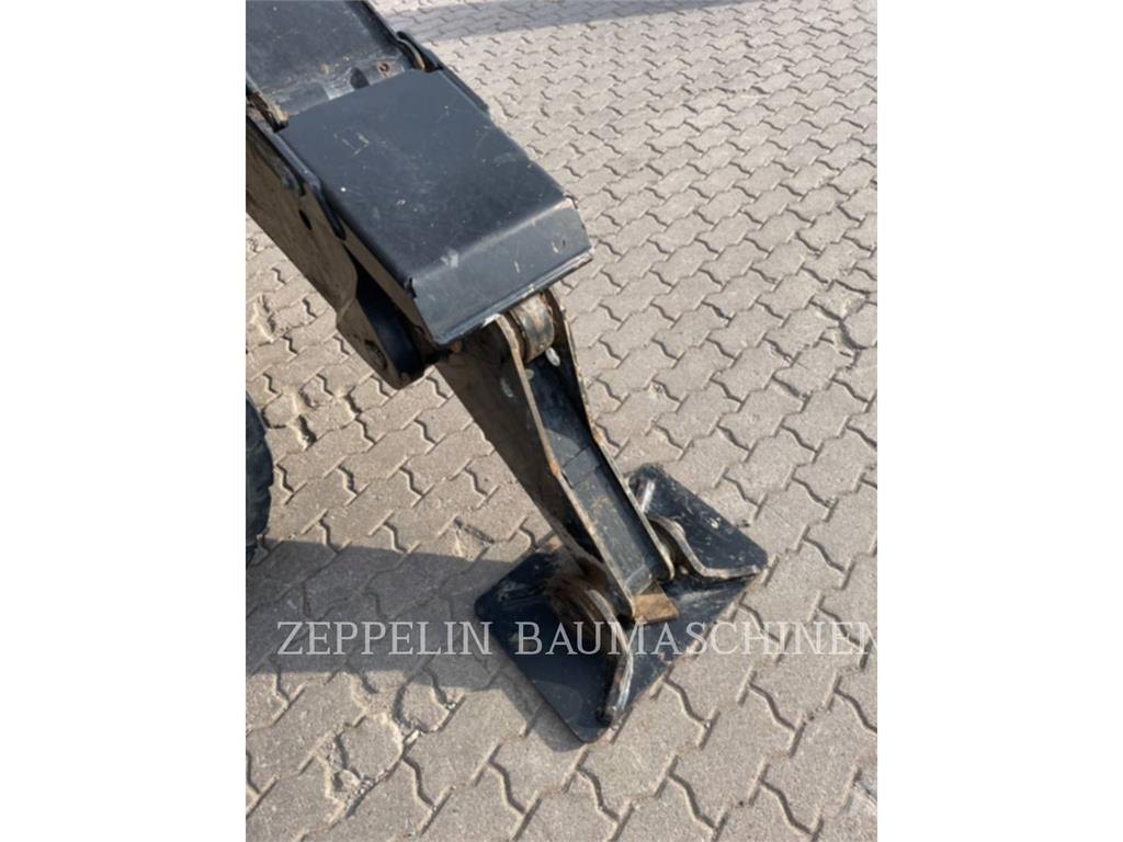 CAT MH3022-06C Екскаватори для знесення споруд