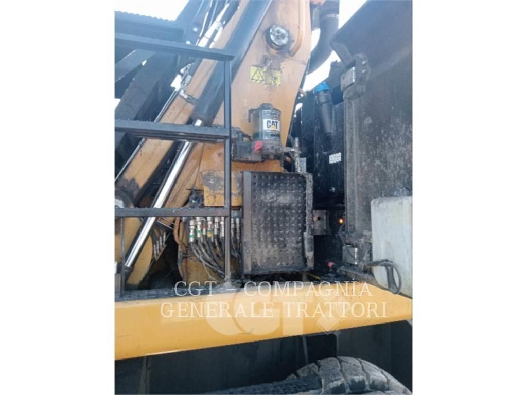 CAT MH3024 Колісні екскаватори