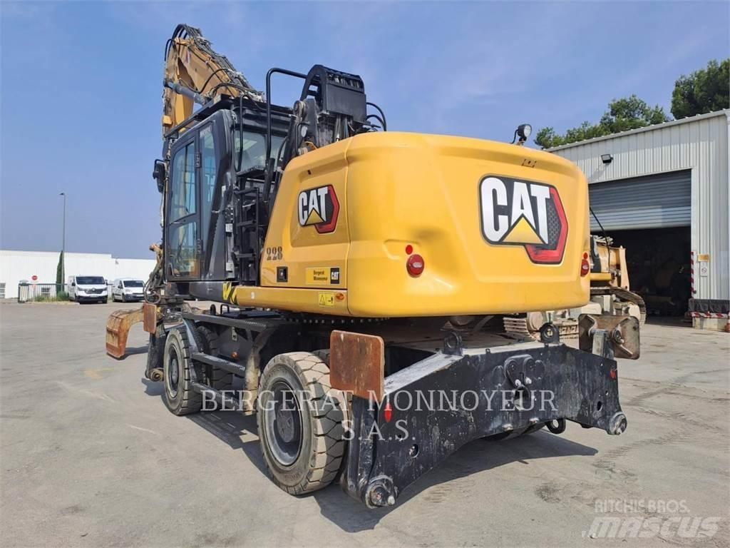 CAT MH3024 Колісні екскаватори