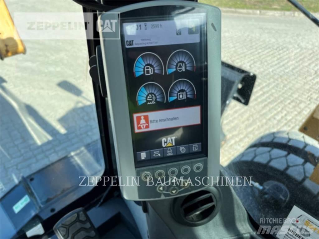 CAT MH3024-06C Екскаватори для знесення споруд