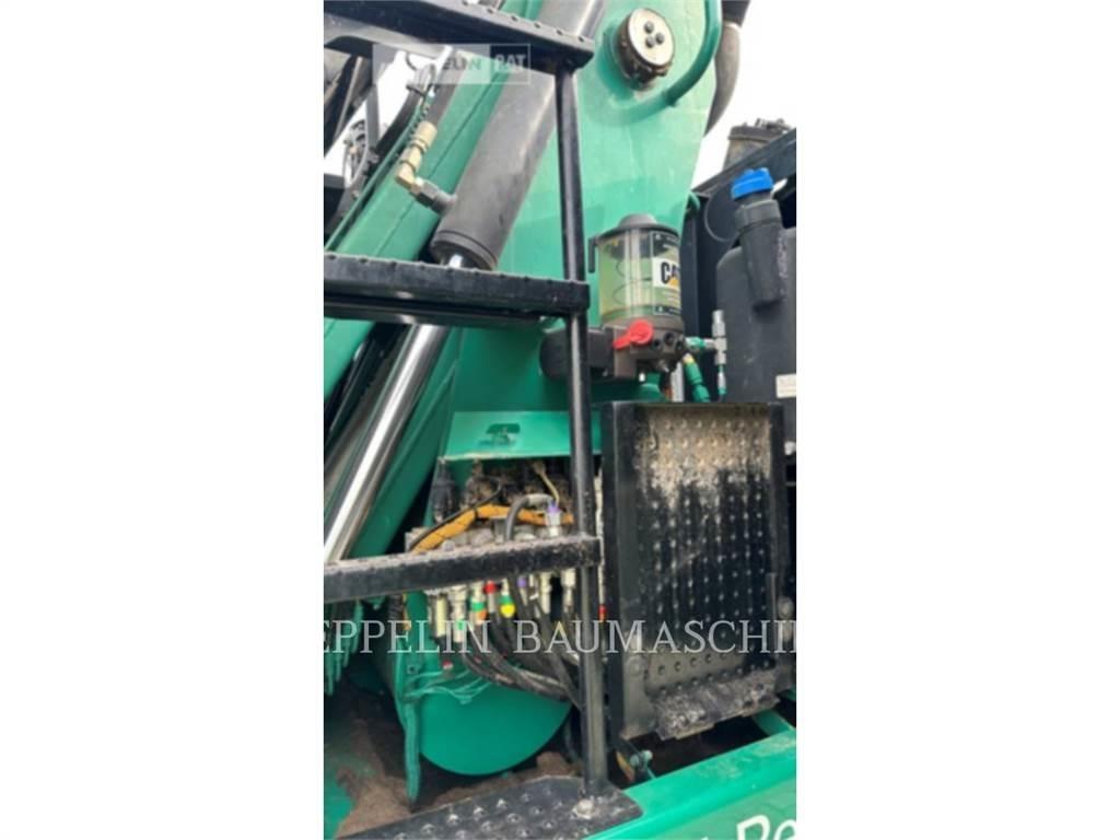 CAT MH3024-06C Екскаватори для знесення споруд