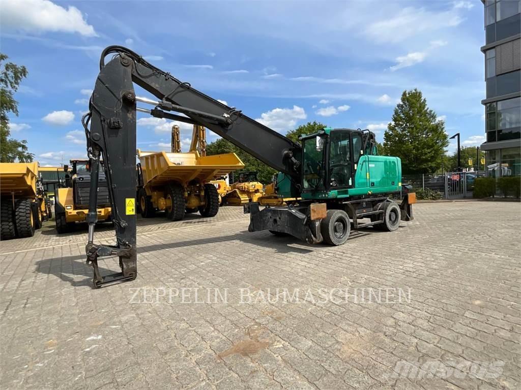 CAT MH3024-06C Екскаватори для знесення споруд