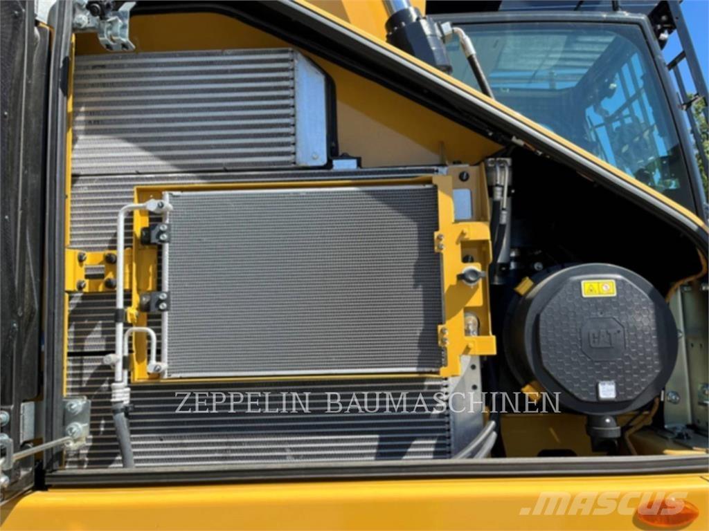 CAT MH3024-07A Екскаватори для знесення споруд