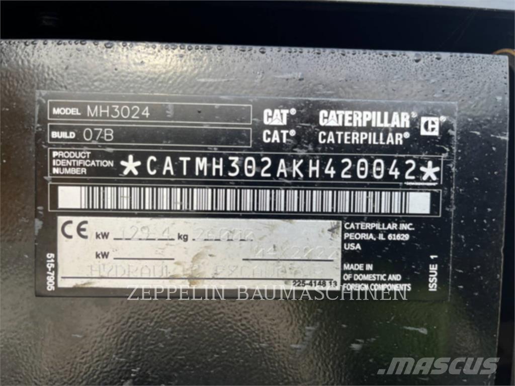 CAT MH3024-07A Екскаватори для знесення споруд