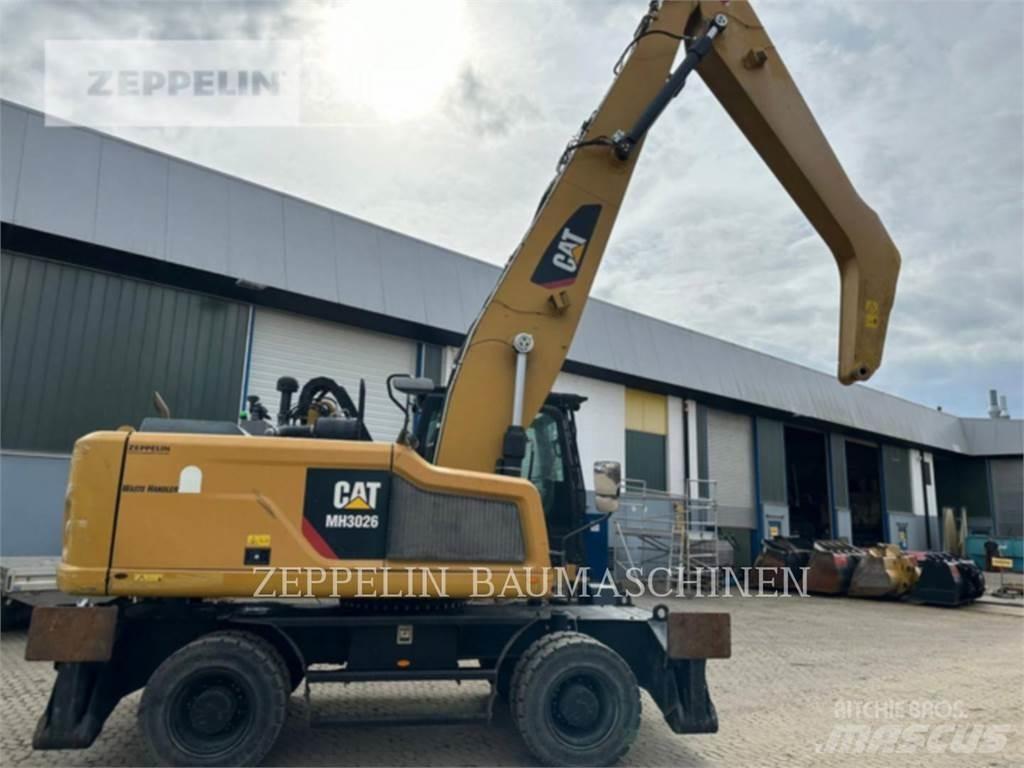 CAT MH3026-06C Екскаватори для знесення споруд