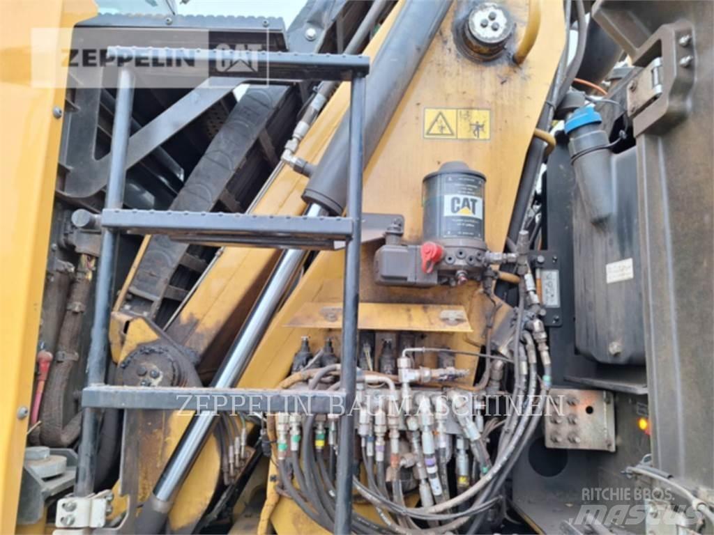 CAT MH3026-06C Екскаватори для знесення споруд
