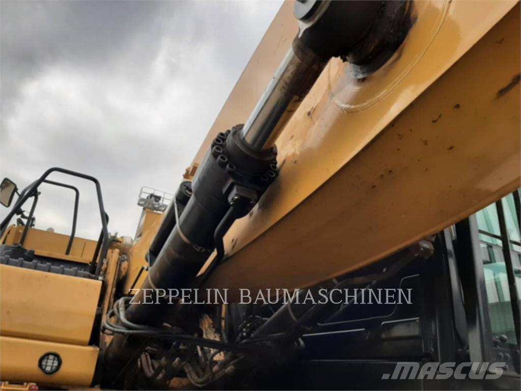 CAT MH3040-07A Екскаватори для знесення споруд