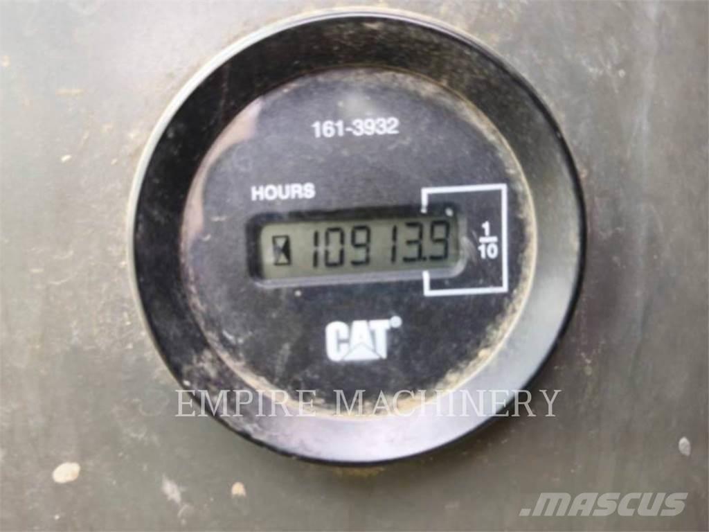 CAT MH3059 Гусеничні екскаватори