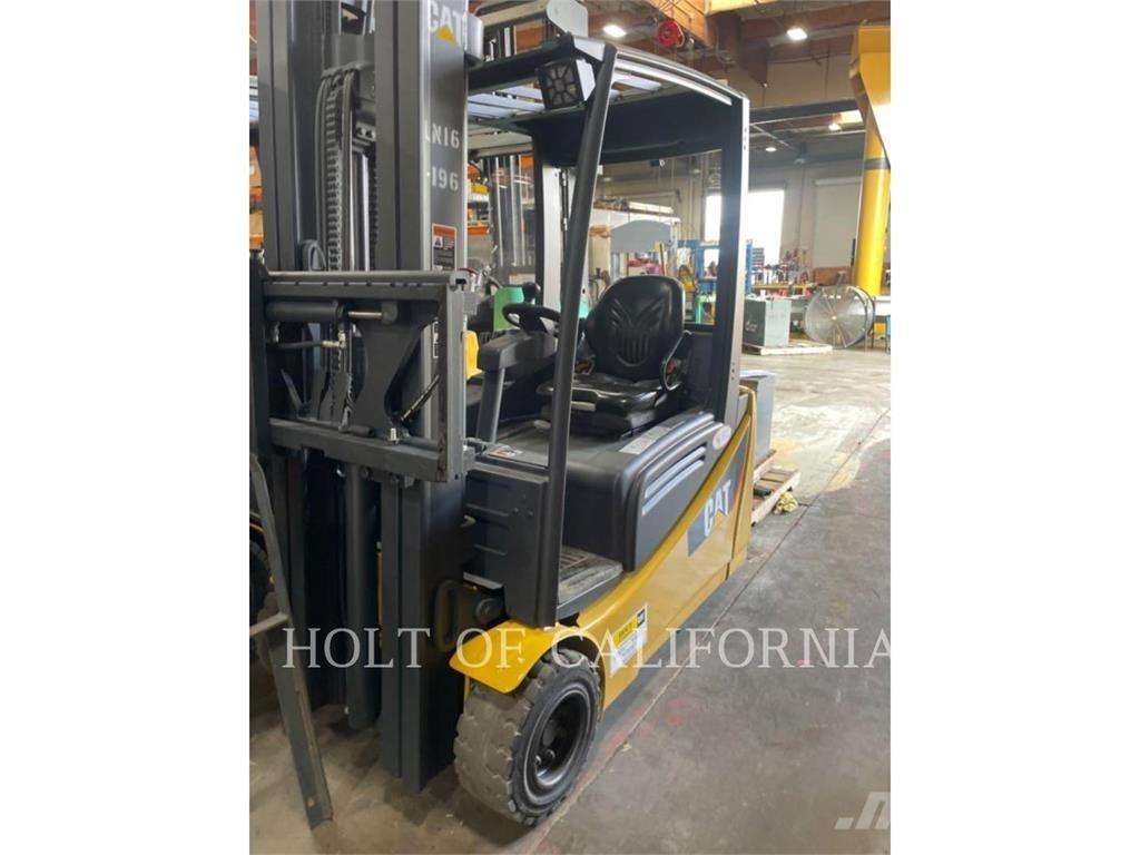 CAT MITSUBISHI 2ET4000 Електронавантажувачі