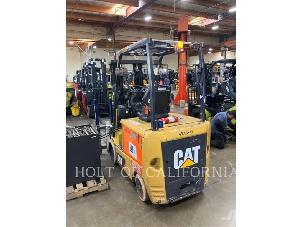 CAT MITSUBISHI EC30N2 Електронавантажувачі