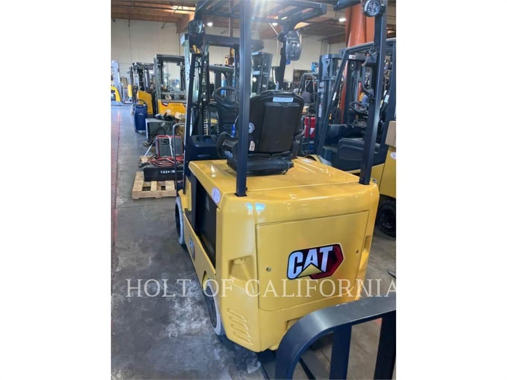 CAT MITSUBISHI EC30N3 Електронавантажувачі
