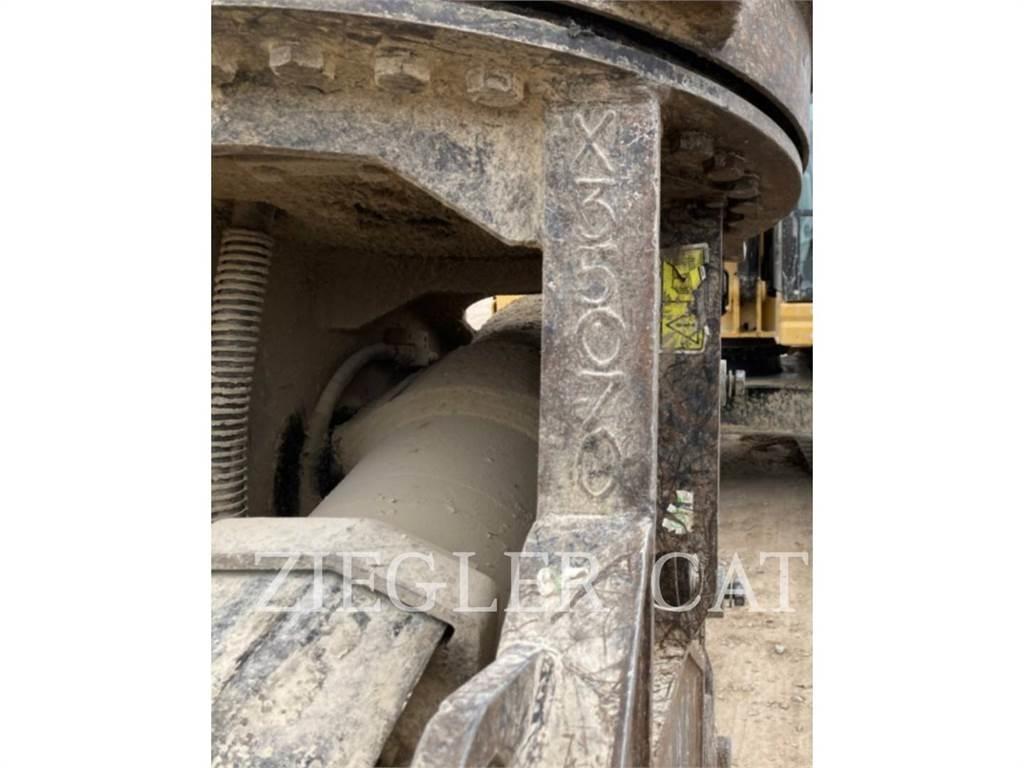 CAT MP20 Гусеничні екскаватори