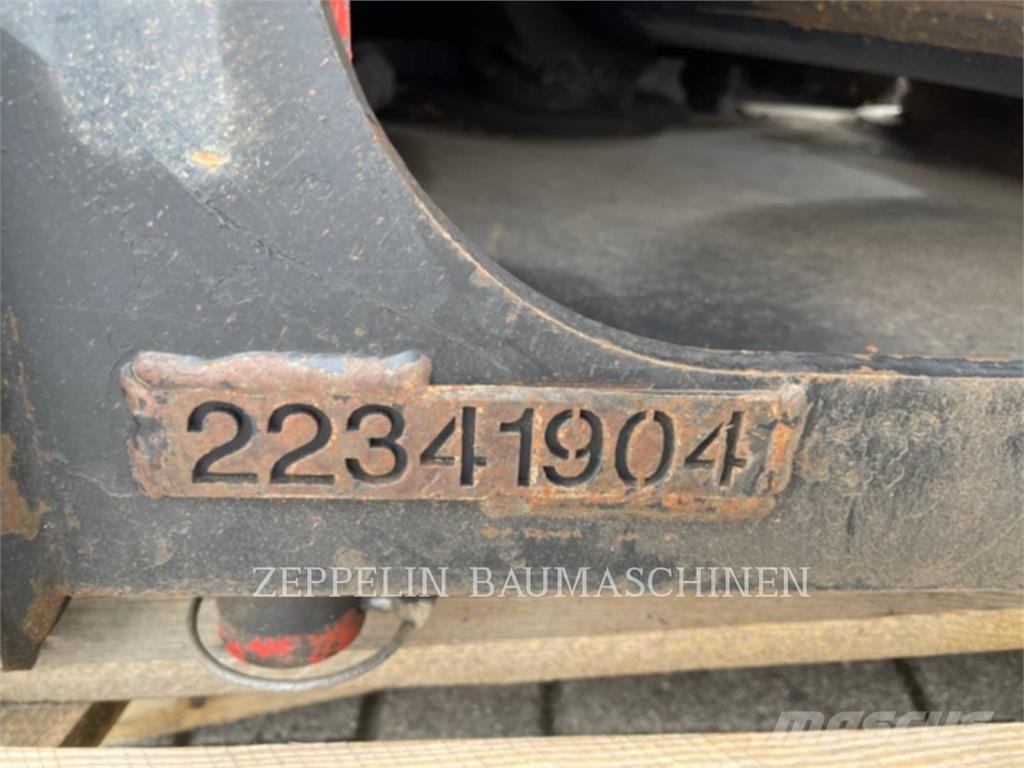 CAT MP318 Будівельні роздрібнювачі