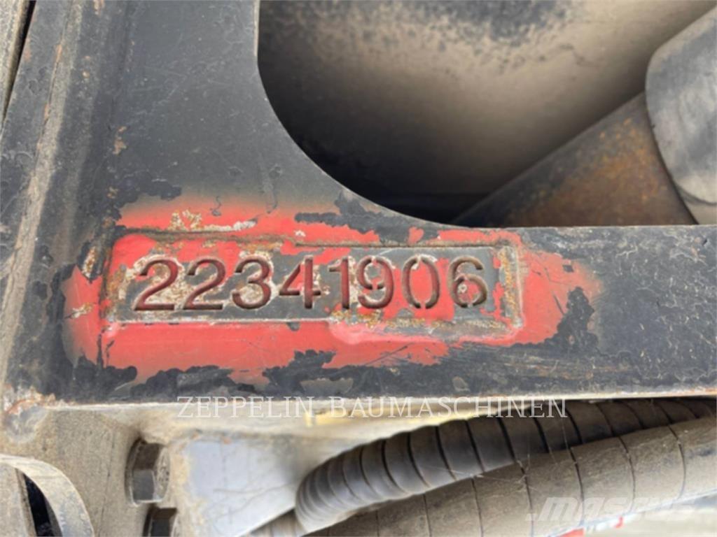 CAT MP318 Будівельні роздрібнювачі