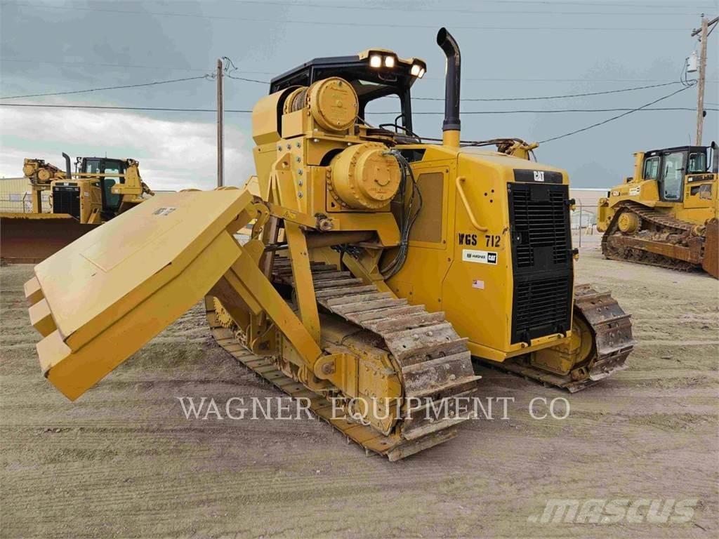 CAT PL61 Трубоукладачі