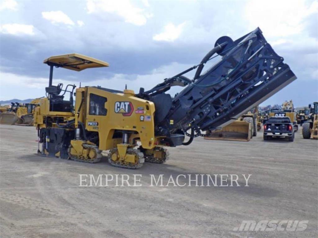 CAT PM312-02 Асфальтовкладачі