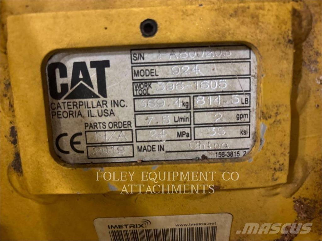 CAT QC930MT Фронтальні навантажувачі