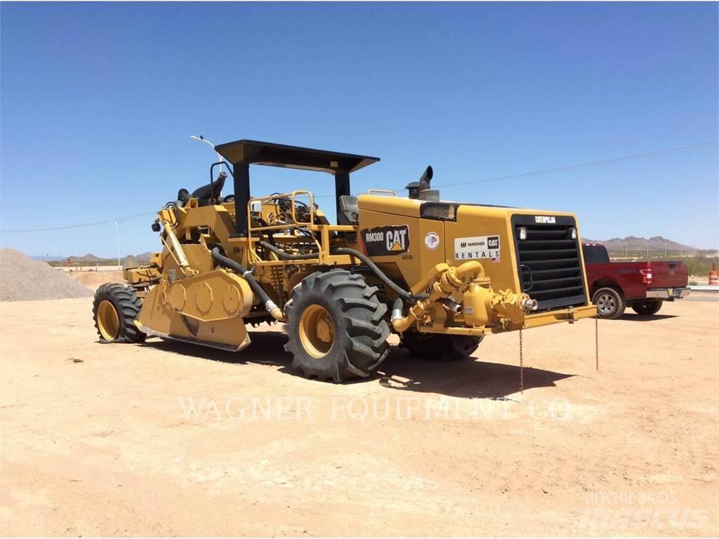 CAT RM-300 Ресайклери