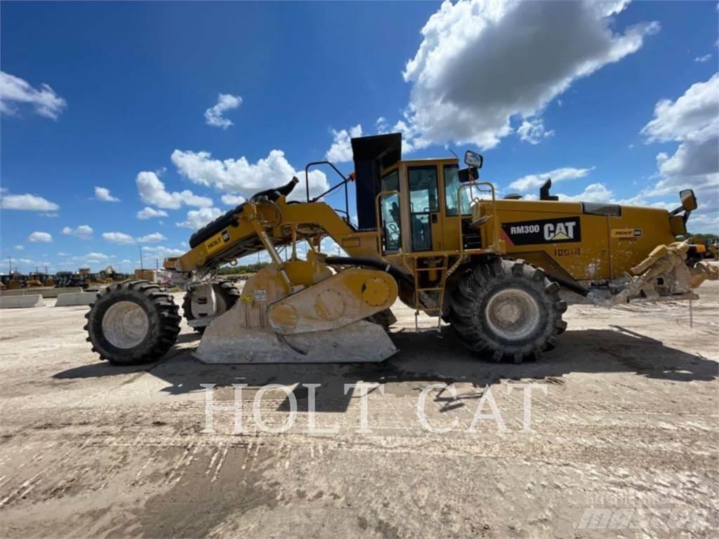 CAT RM300 Ресайклери