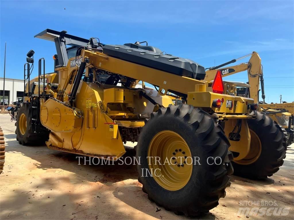 CAT RM400 Ресайклери