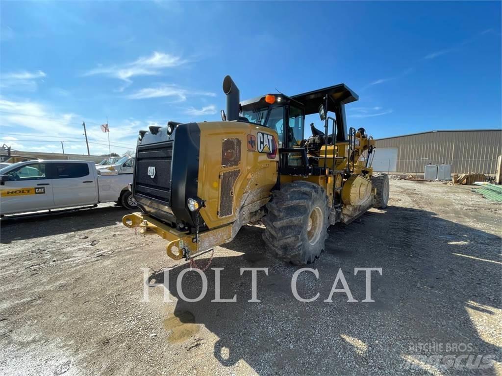 CAT RM400 Ресайклери