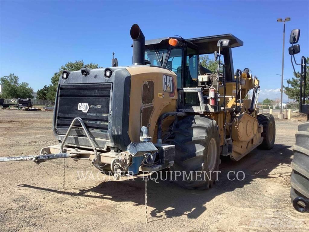 CAT RM400 Ресайклери