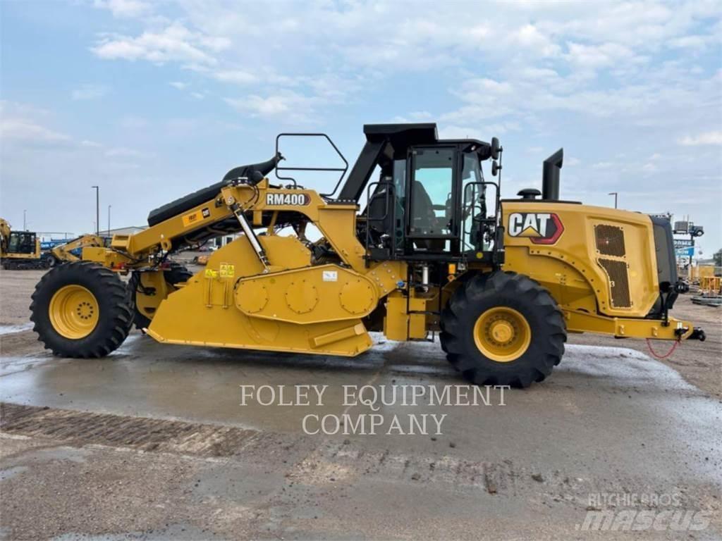 CAT RM400-01 Асфальтовкладачі