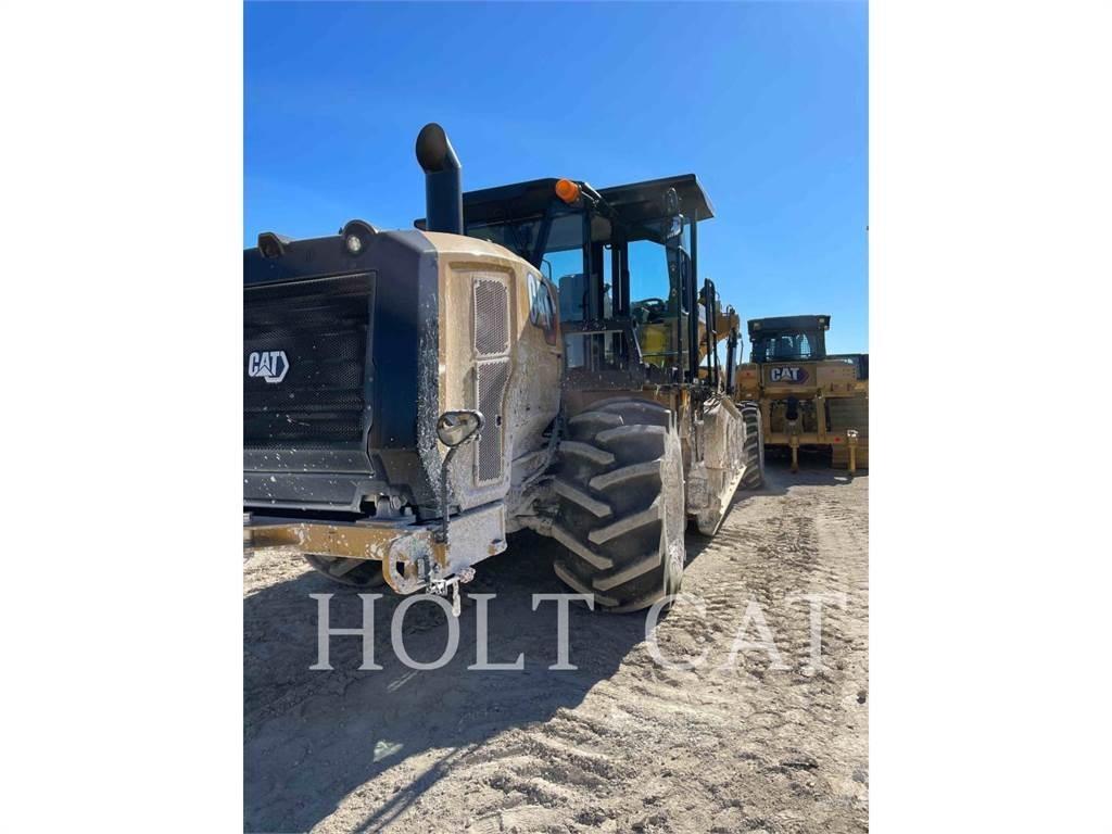 CAT RM400 CAB Ресайклери