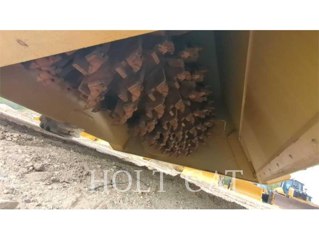 CAT RM400 CAB Ресайклери