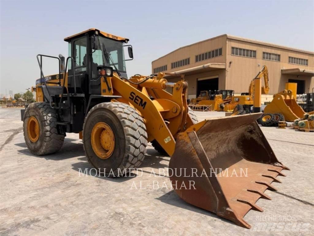 CAT SEM655D Фронтальні навантажувачі