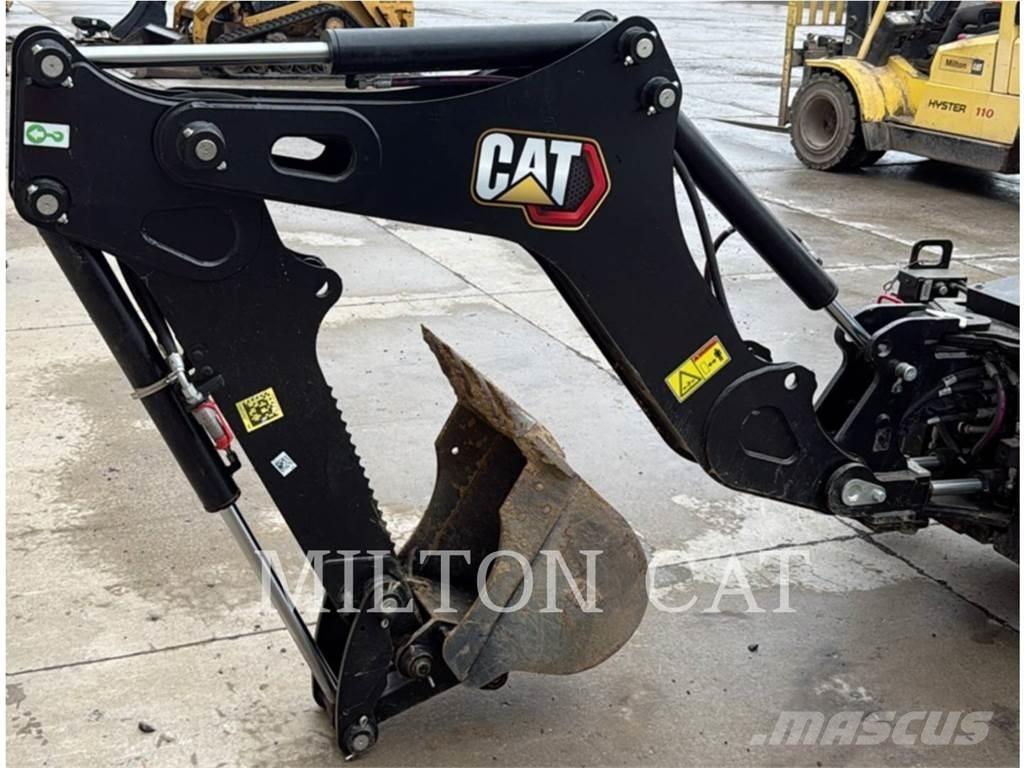 CAT SSL BH130 BACKHOE Траншейні екскаватори