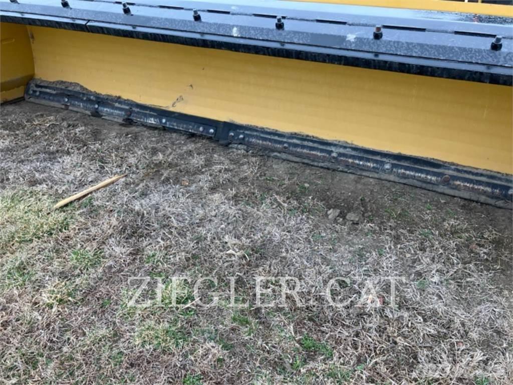 CAT STRAIT SNOW PUSHER Снігомітли