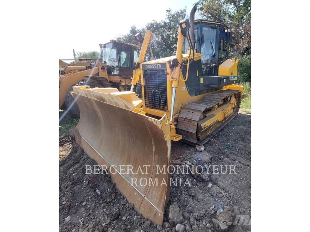 CAT TD-15M Гусеничні бульдозери