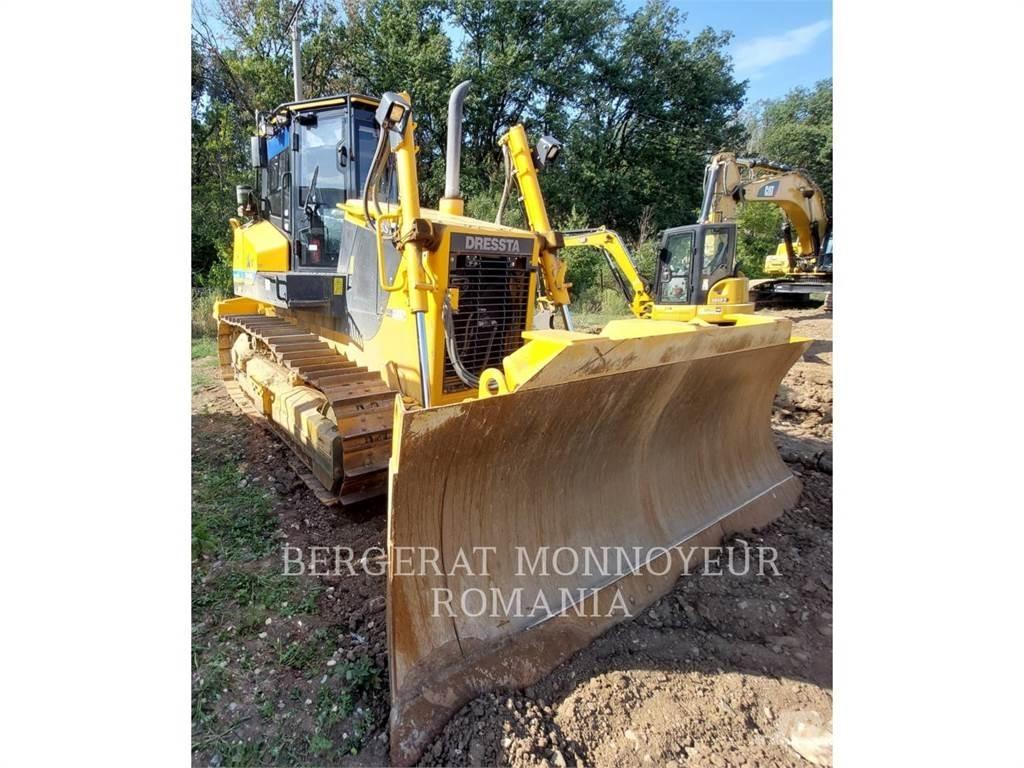 CAT TD-15M Гусеничні бульдозери