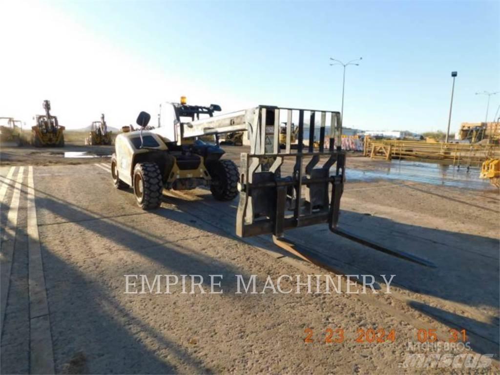 CAT TH255C Телескопічні навантажувачі