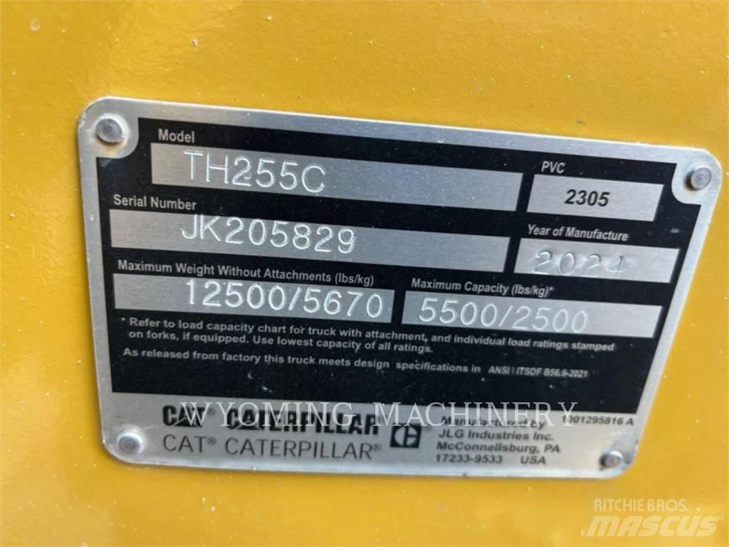 CAT TH255C Телескопічні навантажувачі