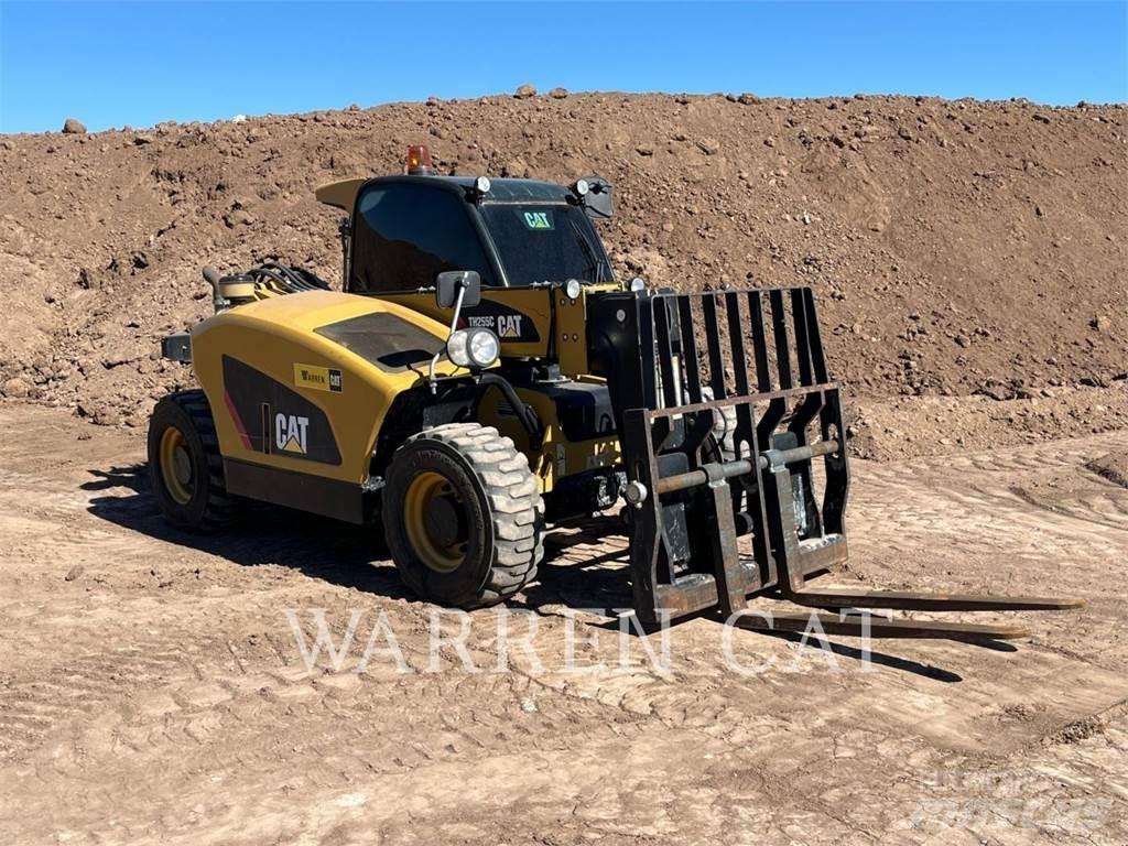 CAT TH255C Телескопічні навантажувачі