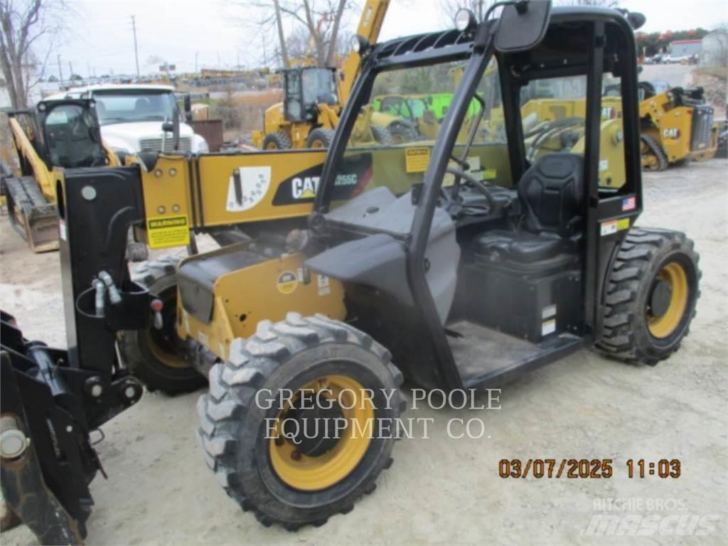 CAT TH255C Телескопічні навантажувачі