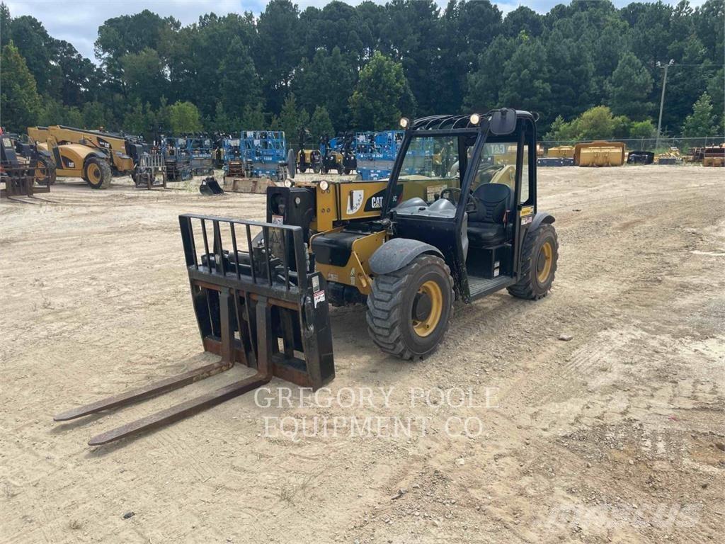 CAT TH255C Телескопічні навантажувачі