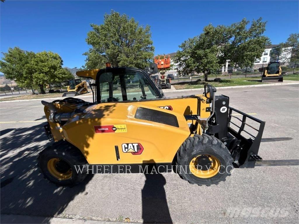 CAT TH255C CB Телескопічні навантажувачі