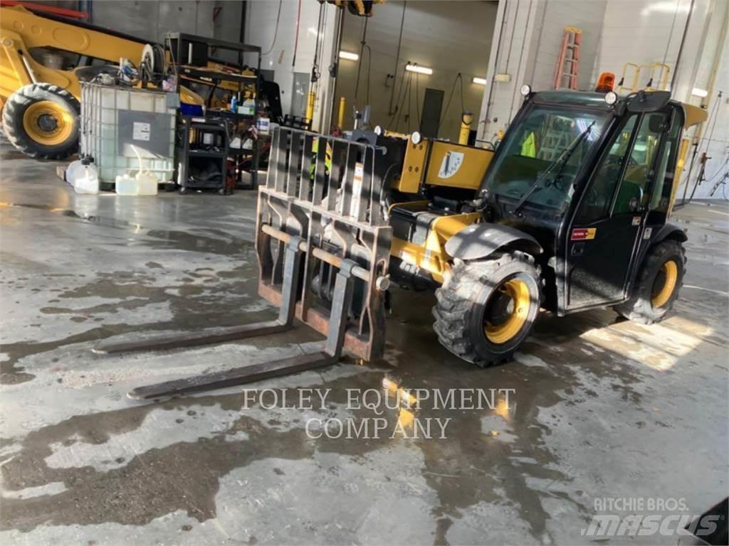 CAT TH255CC Телескопічні навантажувачі