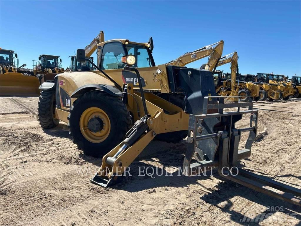 CAT TH514D Телескопічні навантажувачі