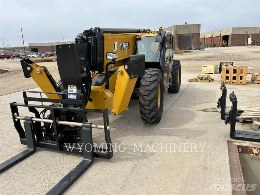 CAT TL1055 Телескопічні навантажувачі